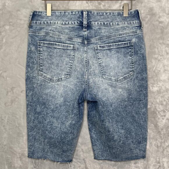 Torrid Jegging Bermuda Shorts Womens 10 Blue Distressed Super Soft Denim Cutoff - Picture 2 of 9